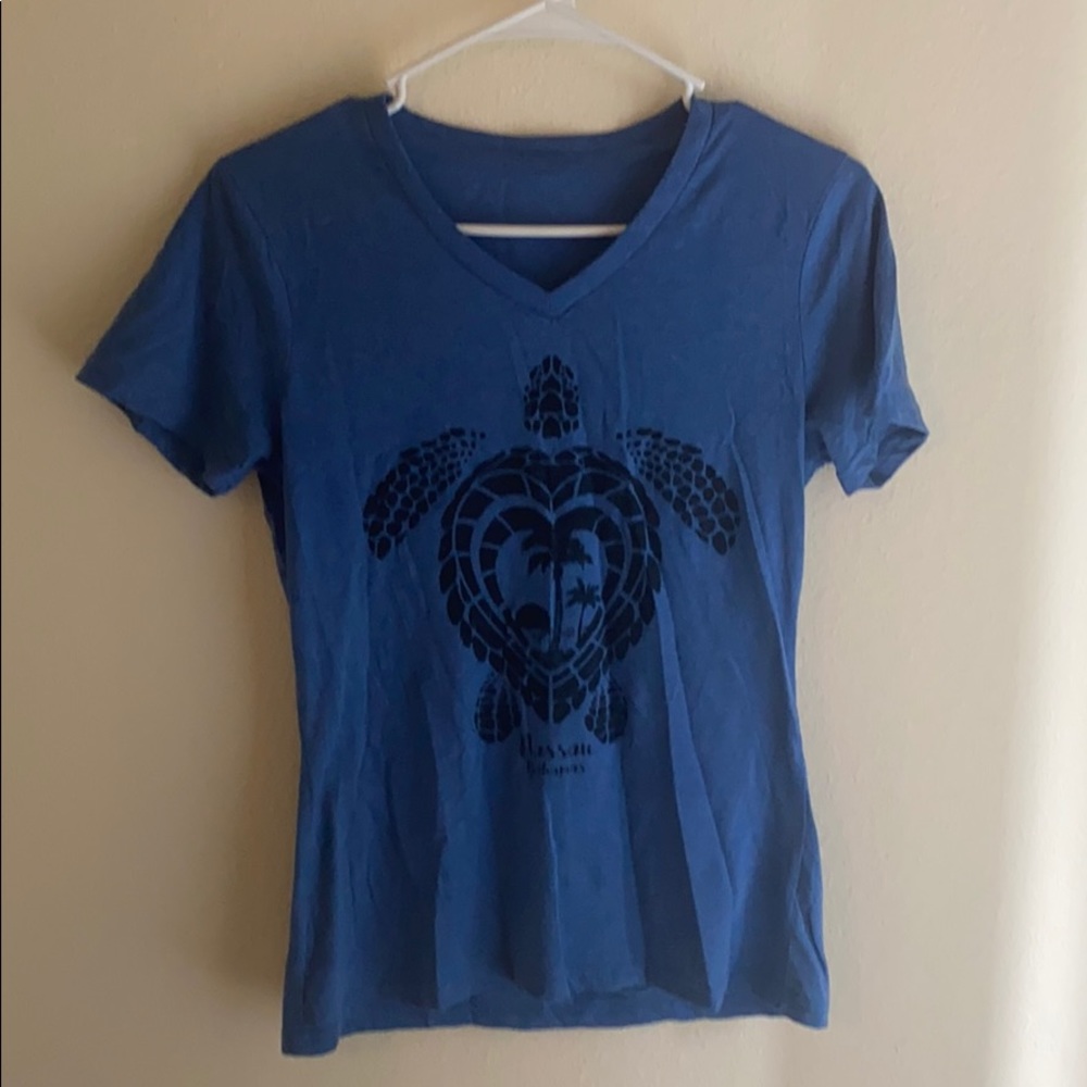 Blue turtle print shirt